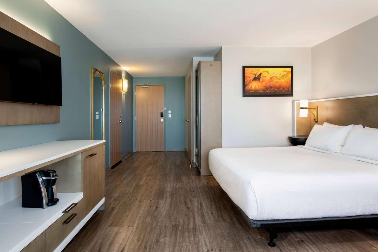 Wyndham Garden Winnipeg Airport Exterior photo